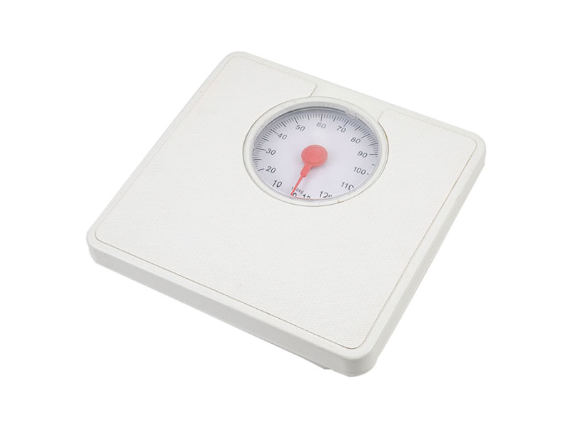 How do you ensure the stability of a mechanical scale during use?